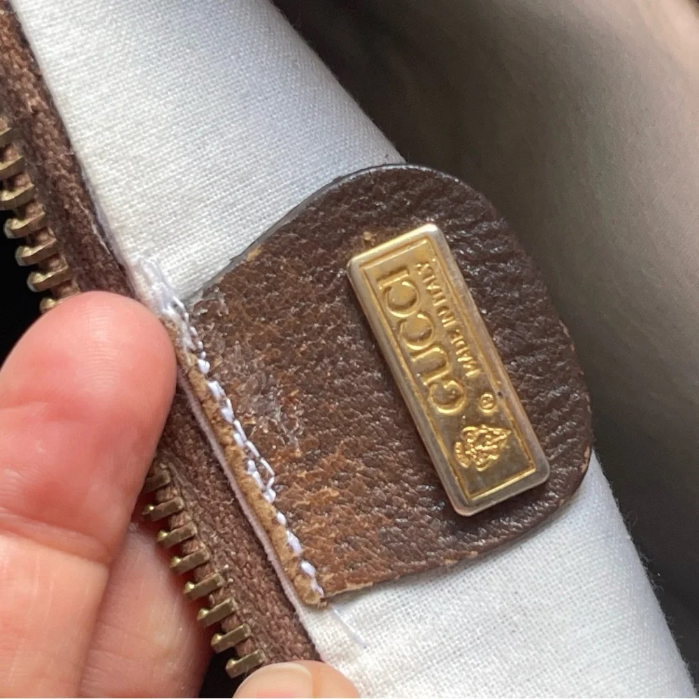 Authentic vintage Gucci web sherry line crossbody bag (001.105.0791) (KLV03) - Picture 12 of 15